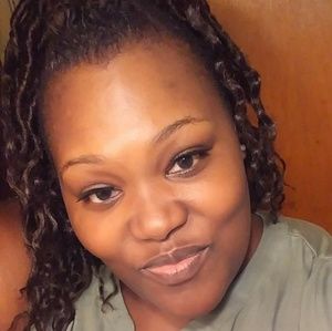 Meet your Posher, Tomulla